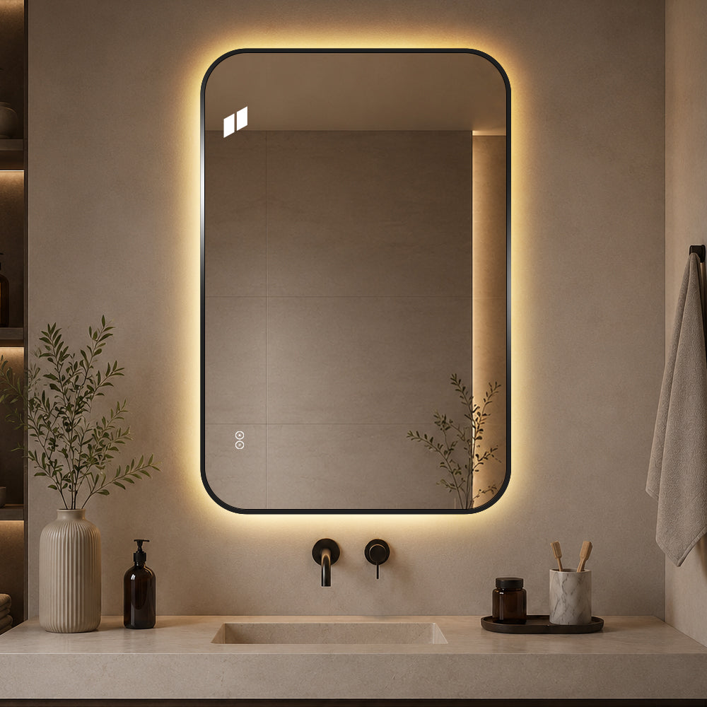 Rektangulært Speil, med LED-lys og Antidugg 80x120 cm - Svart ramme, runde hjørner